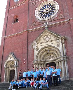 lemescani pred katedralom u djakovu-m